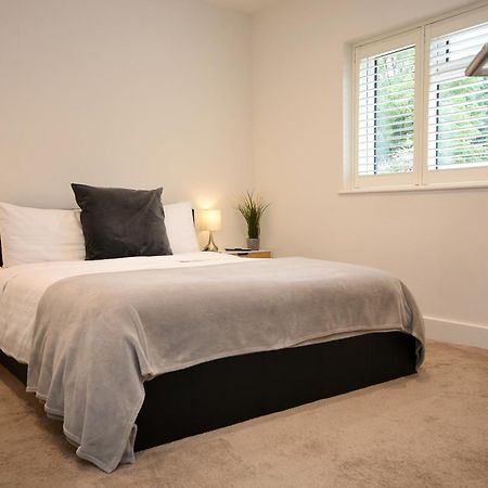 Apple Tree Place B&B Tadley Eksteriør billede