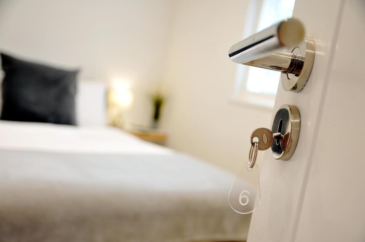 Apple Tree Place B&B Tadley Eksteriør billede