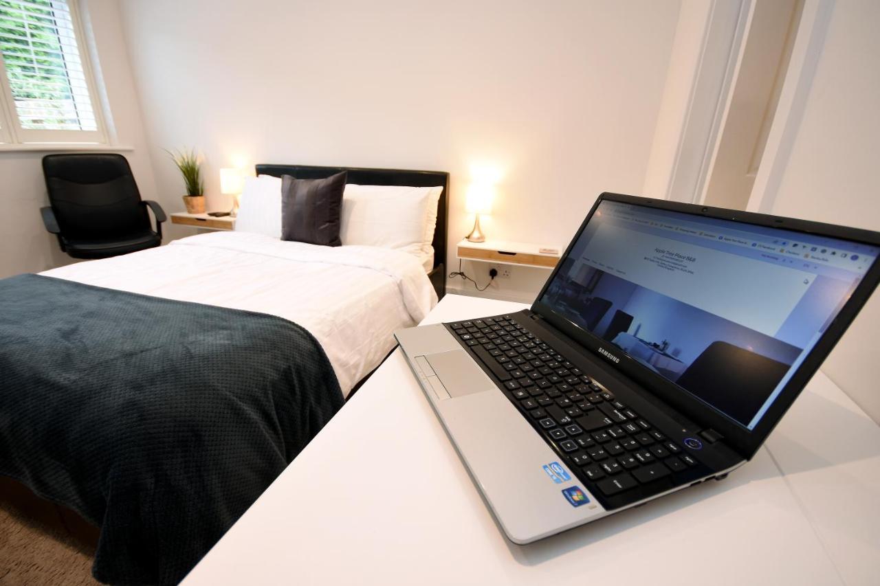 Apple Tree Place B&B Tadley Eksteriør billede