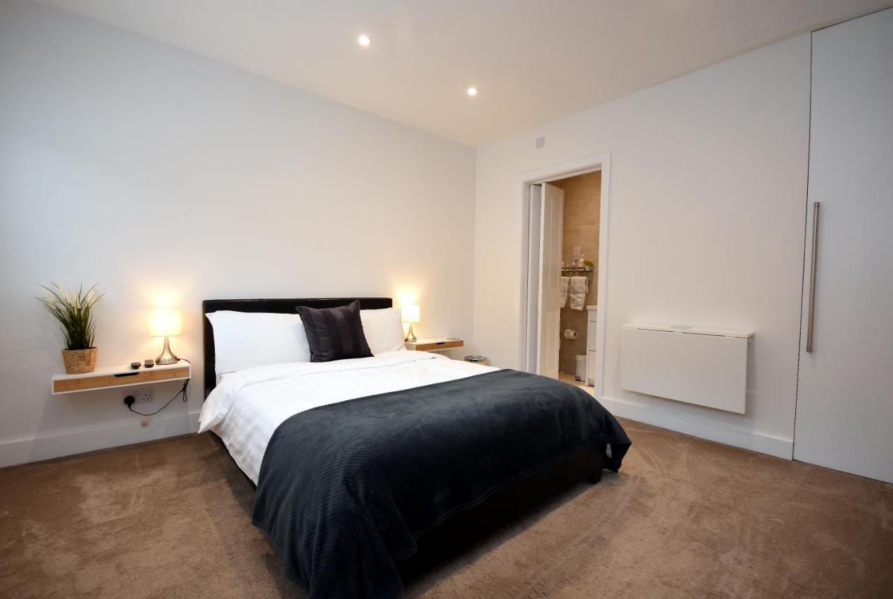 Apple Tree Place B&B Tadley Eksteriør billede