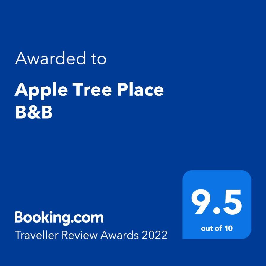 Apple Tree Place B&B Tadley Eksteriør billede